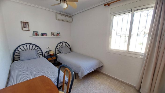 Image No.19-2 Bed Villa for sale