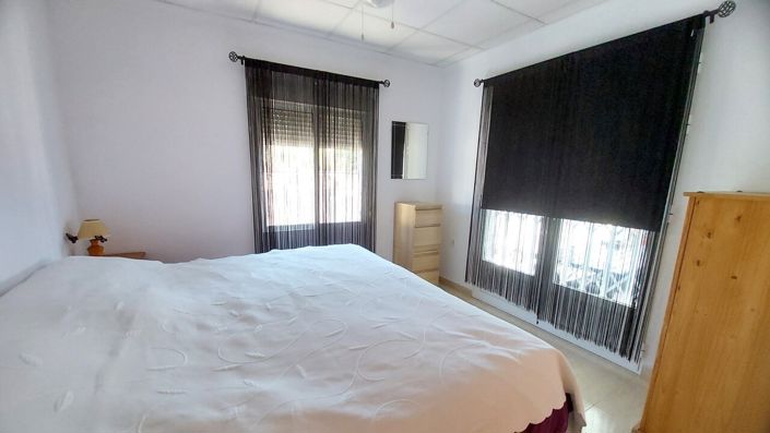 Image No.17-3 Bed Villa for sale