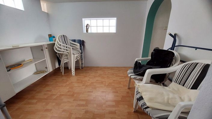 Image No.27-3 Bed Villa for sale