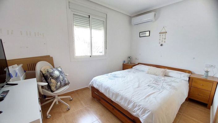 Image No.17-2 Bed Villa for sale