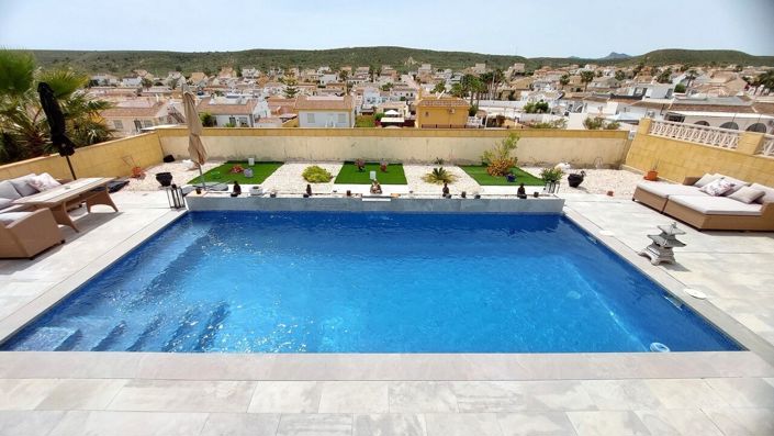 Image No.20-2 Bed Villa for sale