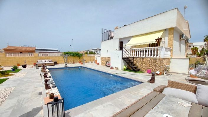 Image No.6-2 Bed Villa for sale