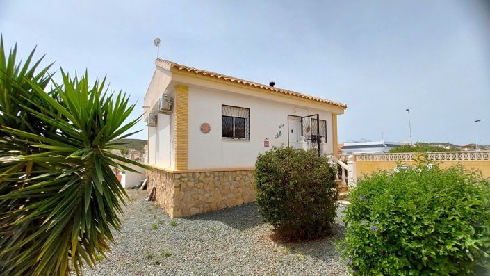 Image No.8-2 Bed Villa for sale
