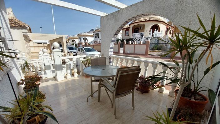 Image No.2-2 Bed Villa for sale