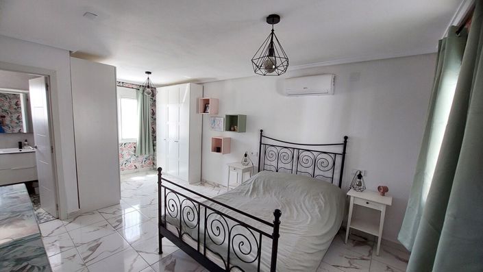Image No.16-4 Bed Villa for sale