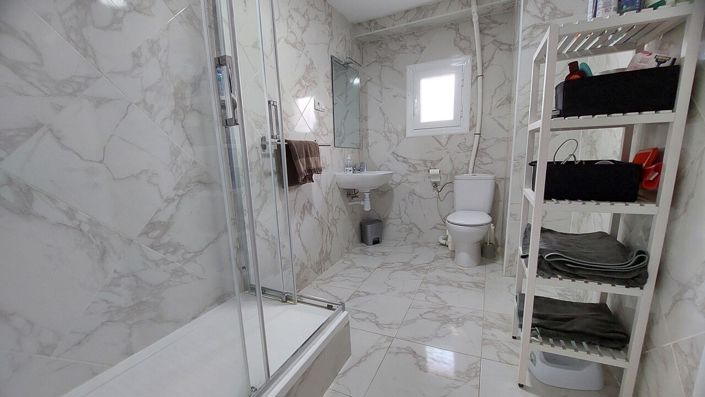 Image No.28-4 Bed Villa for sale