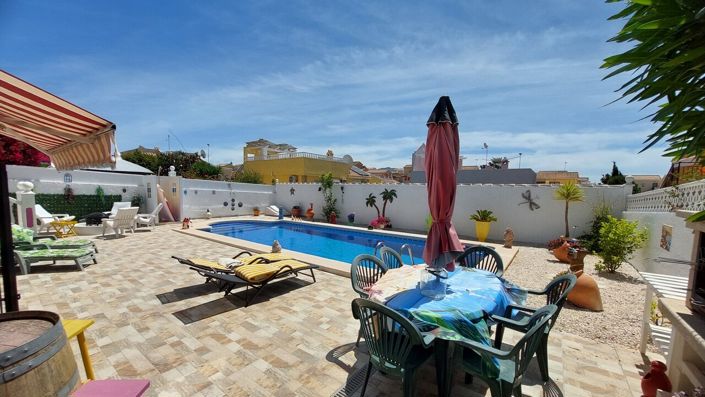 Image No.32-3 Bed Villa for sale