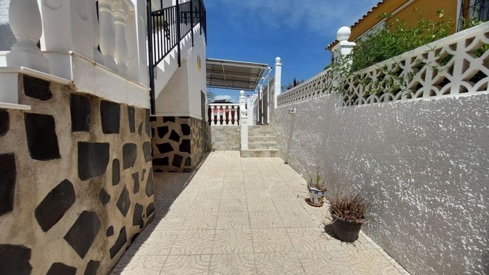 Image No.40-3 Bed Villa for sale