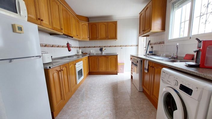 Image No.13-3 Bed Villa for sale