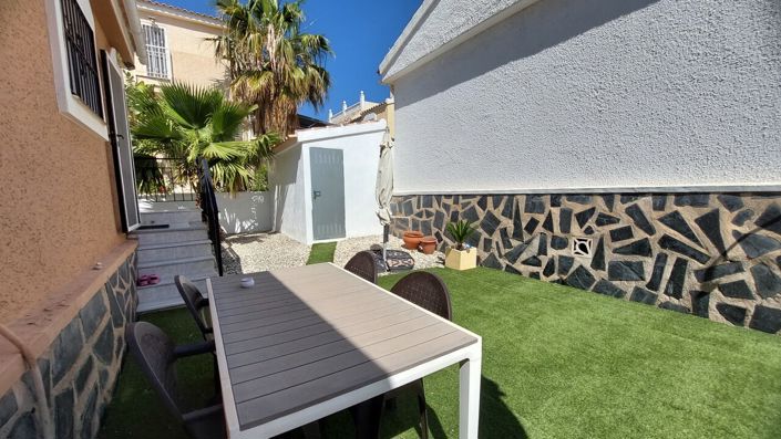 Image No.28-3 Bed Villa for sale