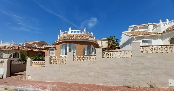 Image No.31-3 Bed Villa for sale