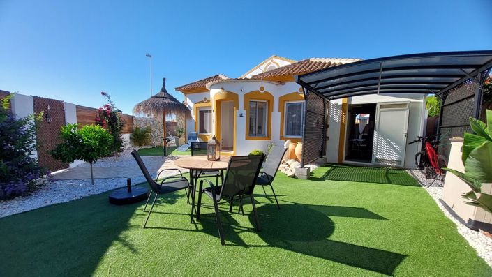 Image No.5-2 Bed Villa for sale