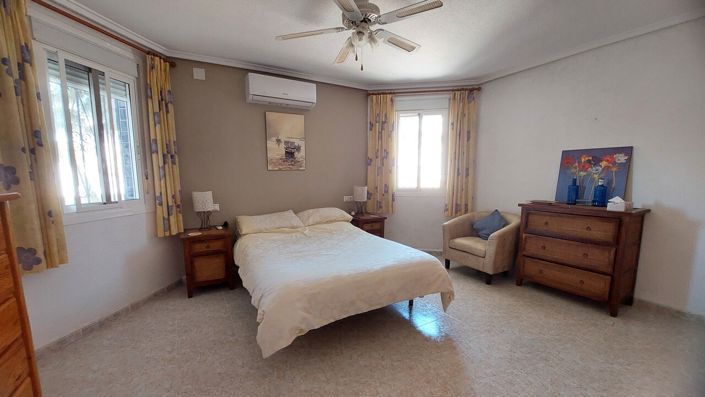 Image No.16-3 Bed Villa for sale