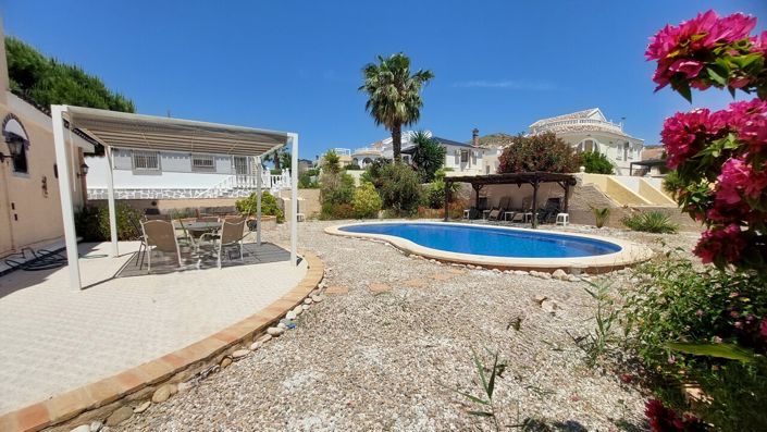 Image No.6-3 Bed Villa for sale