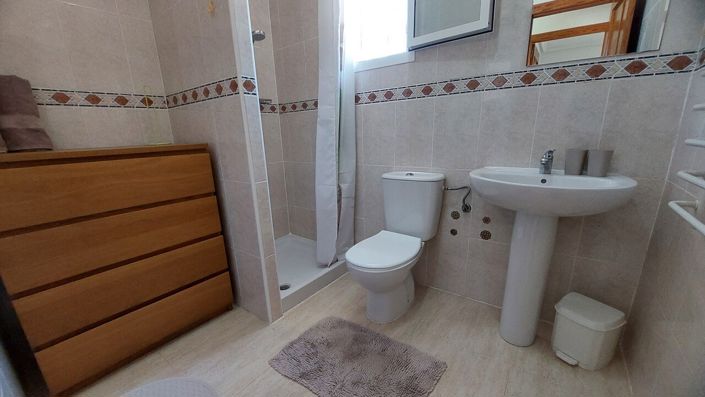 Image No.17-2 Bed Villa for sale