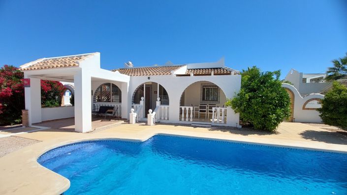 Image No.19-2 Bed Villa for sale