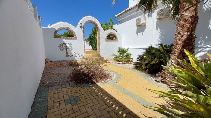 Image No.23-2 Bed Villa for sale
