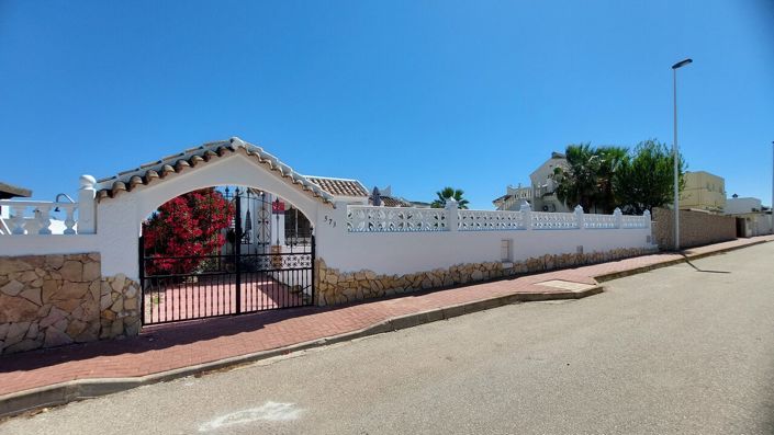 Image No.28-2 Bed Villa for sale