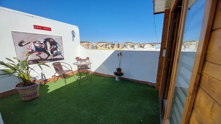 Image No.17-2 Bed Villa for sale
