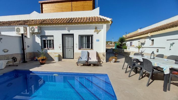 Image No.20-2 Bed Villa for sale