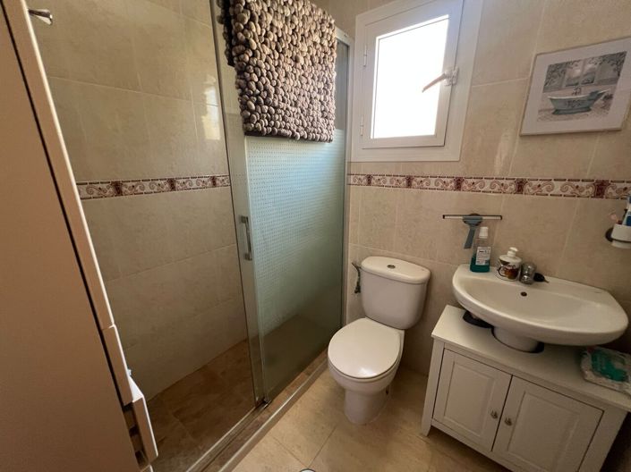 Image No.16-2 Bed Villa for sale