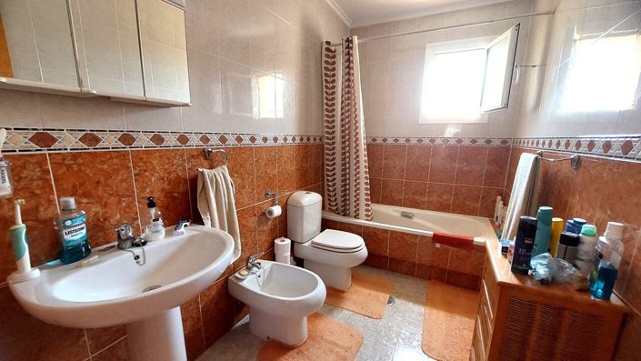 Image No.17-2 Bed Villa for sale