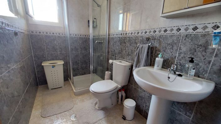 Image No.19-2 Bed Villa for sale