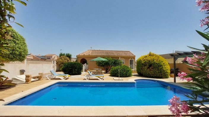 Image No.8-2 Bed Villa for sale