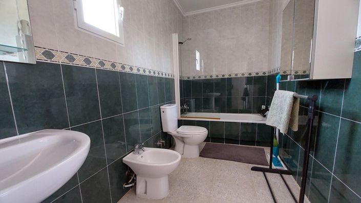 Image No.20-3 Bed Villa for sale