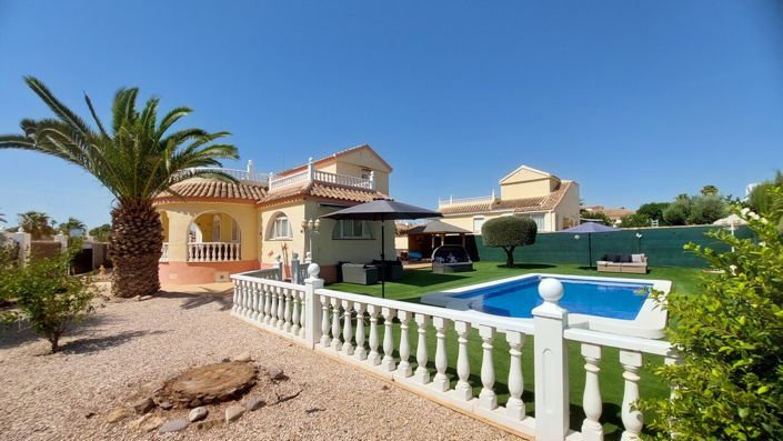 Image No.27-3 Bed Villa for sale