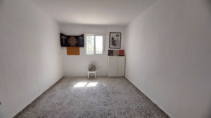 Image No.33-3 Bed Villa for sale