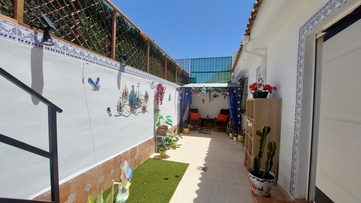Image No.17-2 Bed House for sale