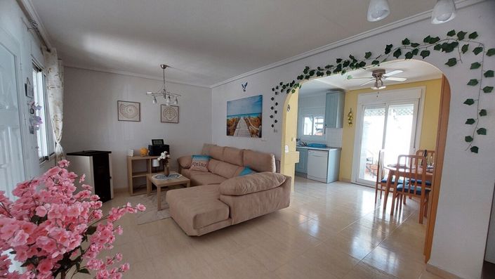 Image No.7-2 Bed House for sale