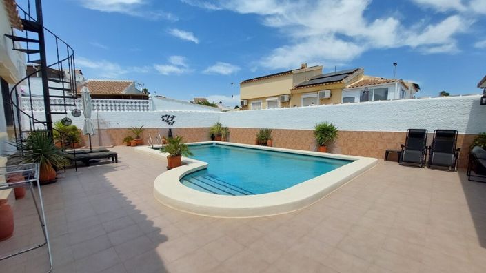 Image No.26-2 Bed Villa for sale