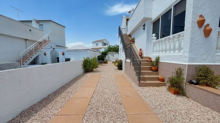 Image No.33-2 Bed Villa for sale