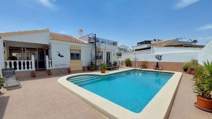 Image No.6-2 Bed Villa for sale