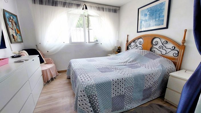 Image No.16-2 Bed Villa for sale