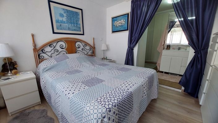 Image No.17-2 Bed Villa for sale