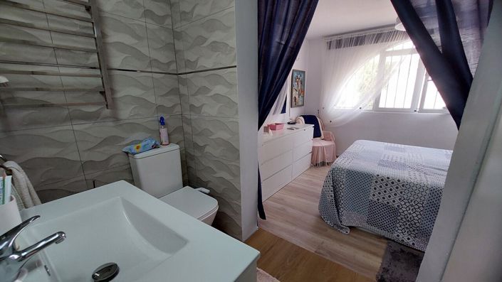 Image No.19-2 Bed Villa for sale