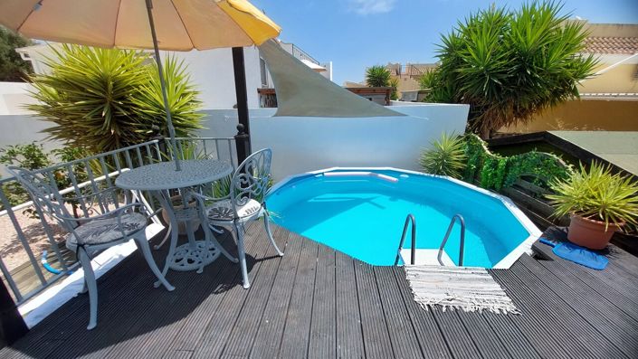 Image No.5-2 Bed Villa for sale