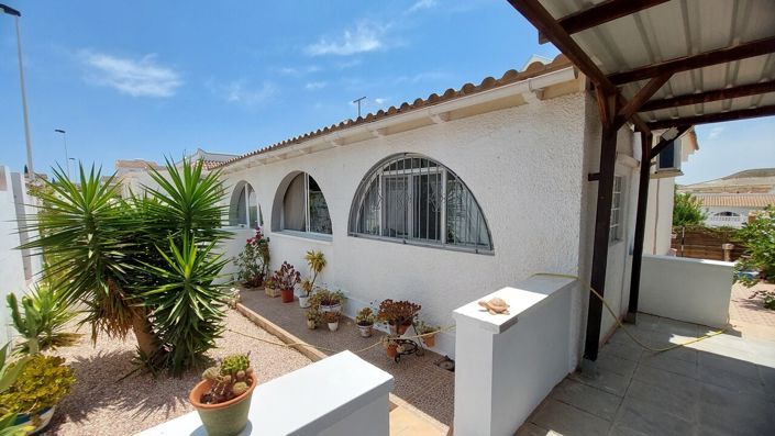 Image No.6-2 Bed Villa for sale