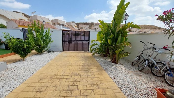 Image No.17-3 Bed Villa for sale