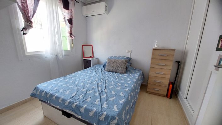 Image No.17-2 Bed Villa for sale