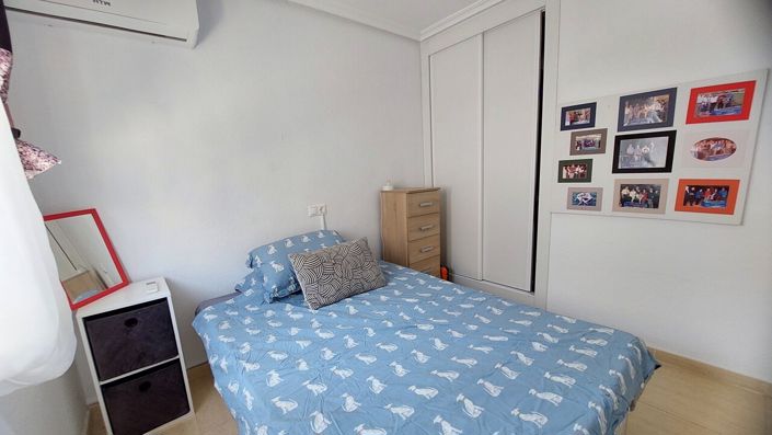 Image No.18-2 Bed Villa for sale