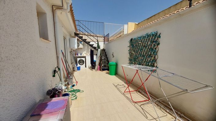 Image No.20-2 Bed Villa for sale