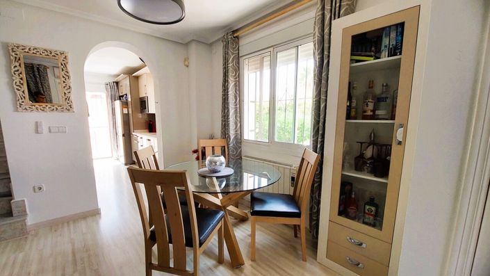 Image No.17-3 Bed Villa for sale