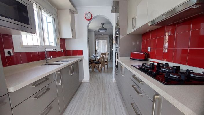 Image No.18-3 Bed Villa for sale
