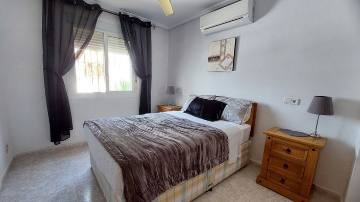 Image No.19-3 Bed Villa for sale