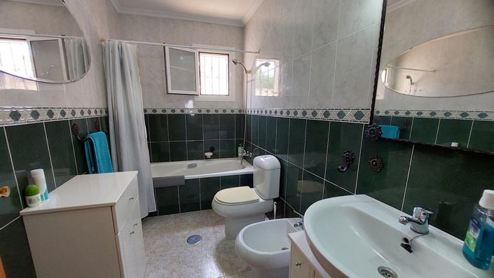Image No.21-3 Bed Villa for sale