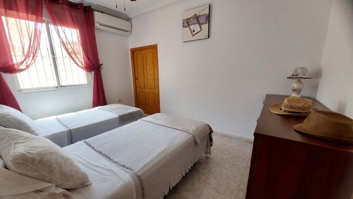 Image No.22-3 Bed Villa for sale